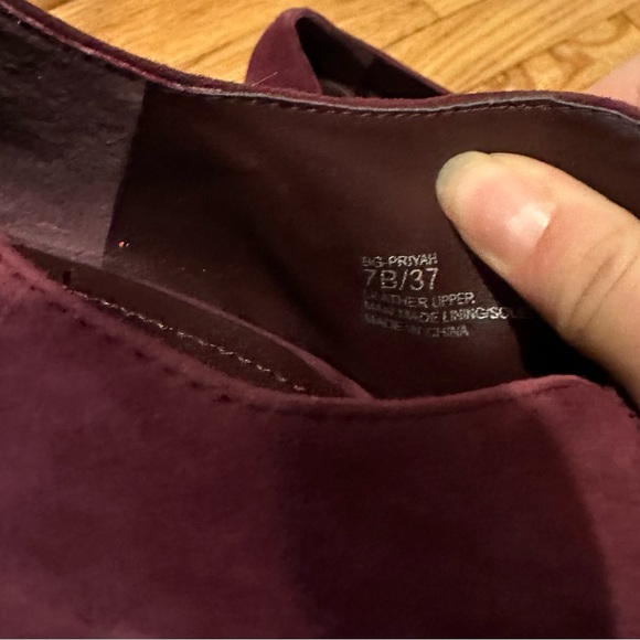 NEW BCBGeneration Priyah Burgundy Suede Platform Heel Bootie - Picture 6 of 6